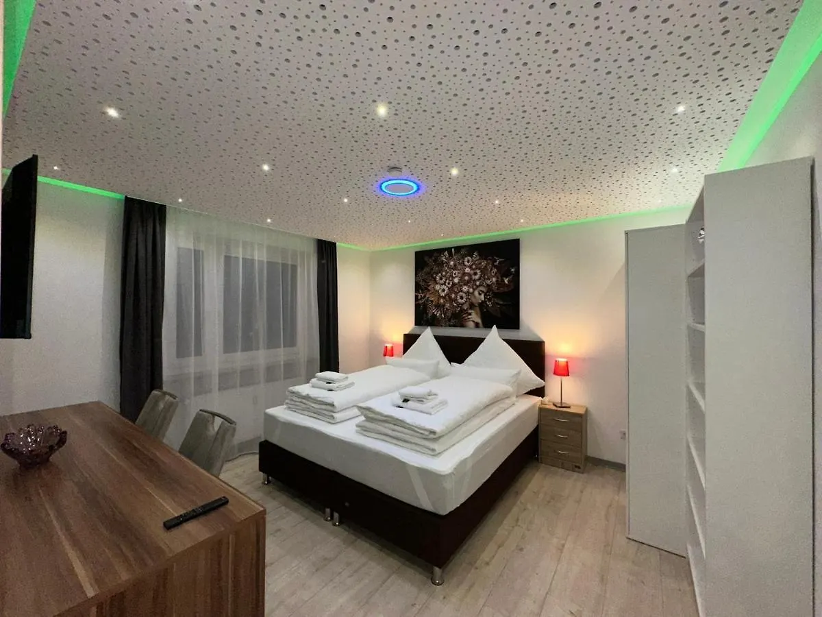 Modern Apartments Neuburg D - Top - 2 Zimmer, Parkplatz, Balkon, Wi-Fi, 2 Tv, Dusche, Kueche Neuburg an Der Donau Germany