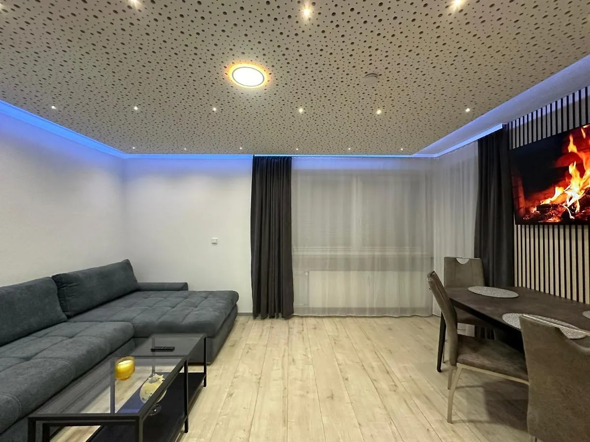 Modern Apartments Neuburg D - Top - 2 Zimmer, Parkplatz, Balkon, Wi-Fi, 2 Tv, Dusche, Kueche Neuburg an Der Donau Germany